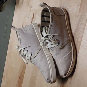 TOMS Bota Shoes Size 7.5